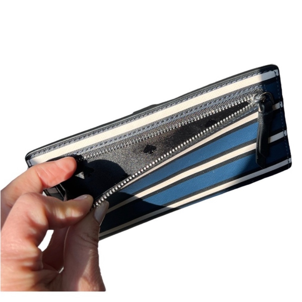 New with tag Kate Spade ♠️ large slim bifold wallet - Picture 5 of 6